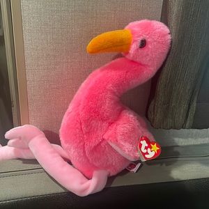 Ty flamingo 1998 14 inch with tag name is Pinky